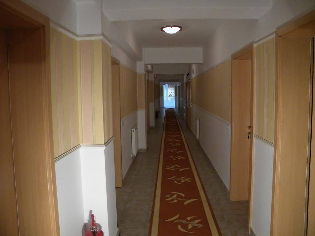 Hotel Vila Veneto 티미쇼아라 외부 사진