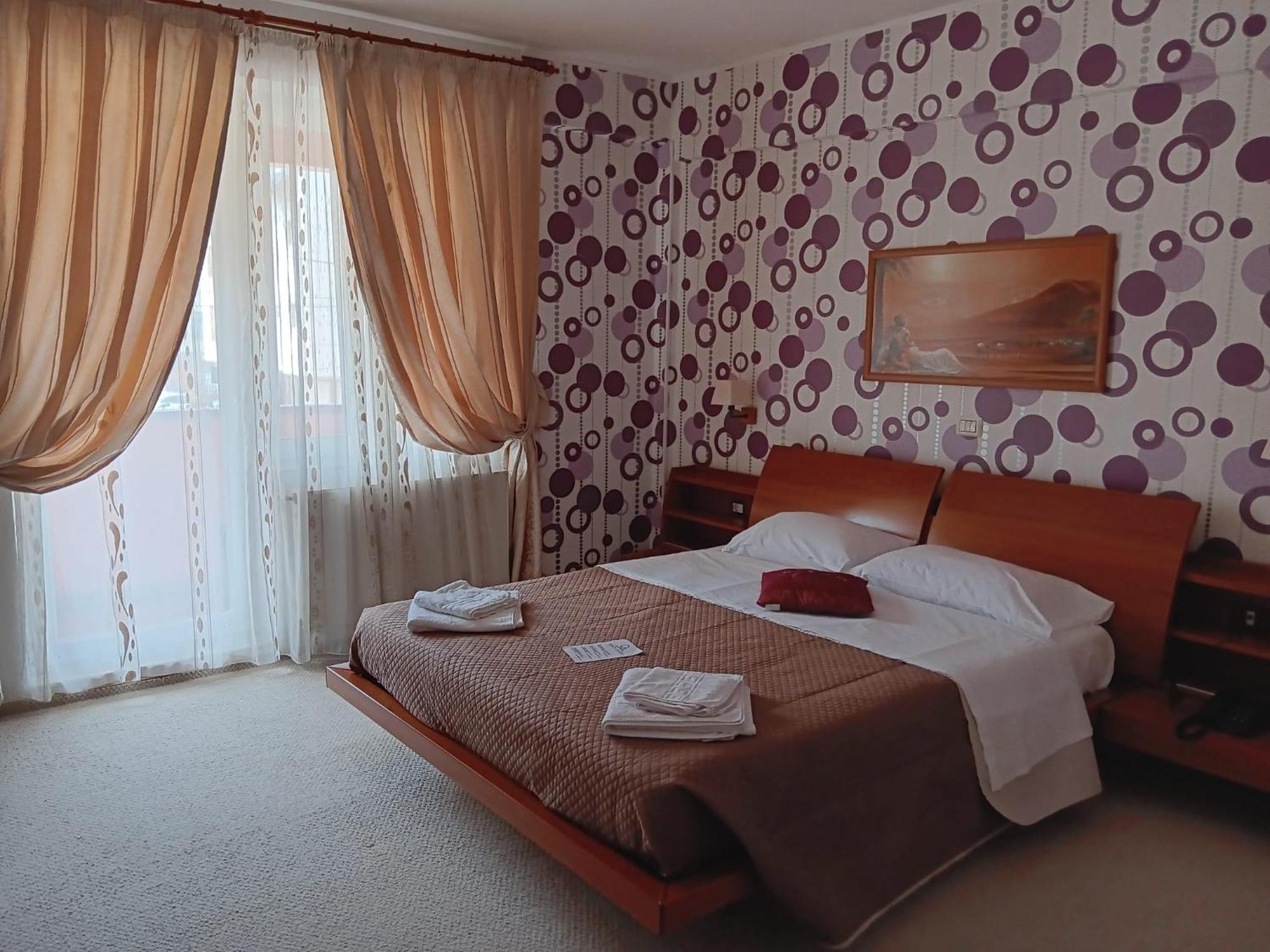 Hotel Vila Veneto 티미쇼아라 외부 사진